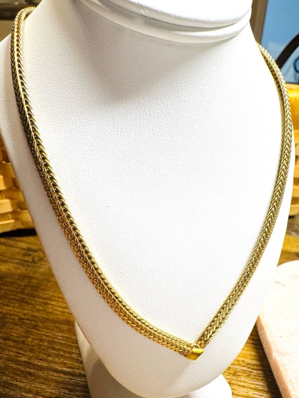 Vintage Monet Gold Tone Herringbone Choker Necklace 15” Signed Elegant